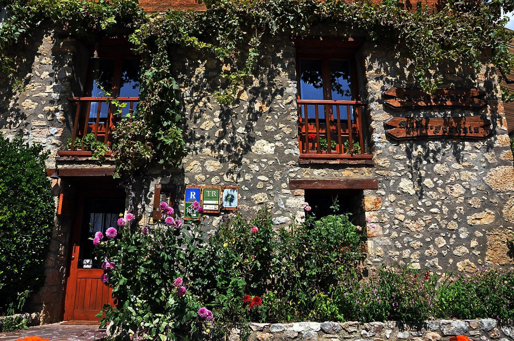 Casa Rural Moli De Fornols Hotell Eksteriør bilde